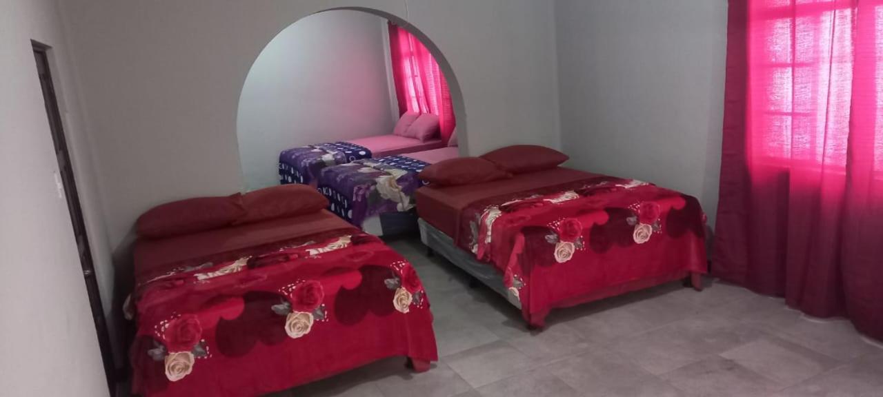 Hotel Galilea El Centro جواتيمالا المظهر الخارجي الصورة